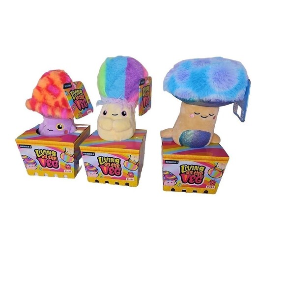 Living On The Veg Russ Kellytoy 3 Pk Mushroom Plush Series 1 Quinn Zeek Fey - Picture 4 of 12